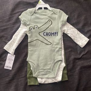3 piece baby boy outfit…two onsies & one pair of pants ….Size 3 months…brand new